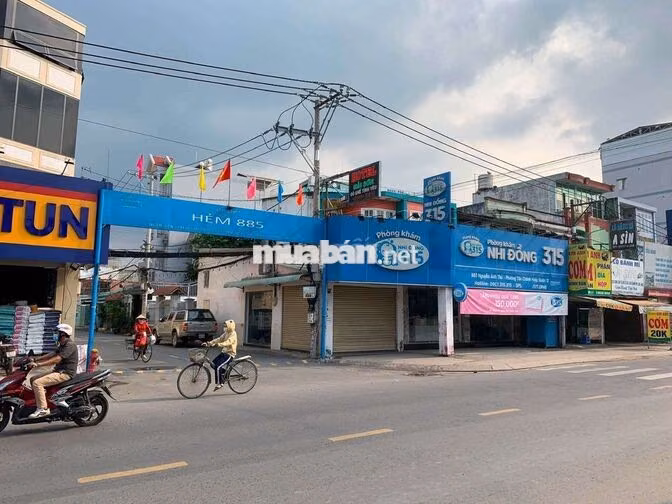 Cho thuê nguyên căn góc 2MT 885 Nguyễn Ảnh Thủ ,P Tân Chánh Hiệp.Q 12