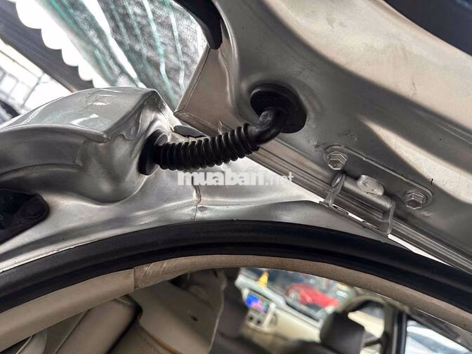 Toyota Innova AT Bạc Tự động 8 chỗ đời 2014