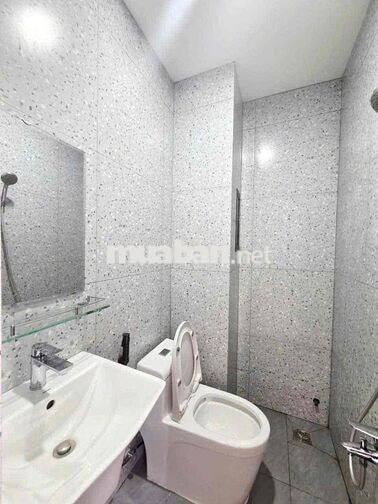 DUPLEX FULL NỘI THẤT BAN CÔNG GẦN , VLU3 UTF , HỒNG BÀNG