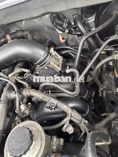 Toyota Innova AT Bạc Tự động 8 chỗ đời 2014