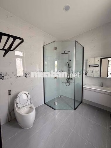 Cho thuê Villa - Nội thất đầy đủ - Ngay Vinhomes Saigon Park