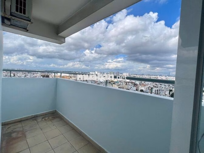 CHO THUÊ CHUNG CHƯ TÂN HƯƠNG TOWER 3PN, 2WC NỘI THẤT CƠ BẢN