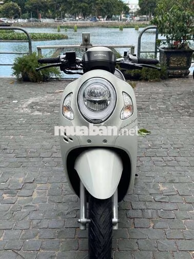 Honda Scoopy 2023 Trắng xe đẹp nguyên rin