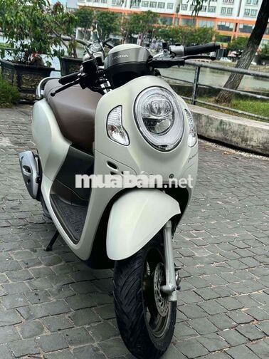 Honda Scoopy 2023 Trắng xe đẹp nguyên rin