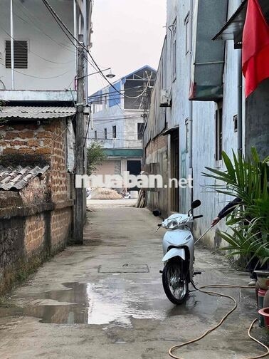Giá siêu rẻ 200m2 full Thổ cư ngay cạnh TĐC Hoà Lạc