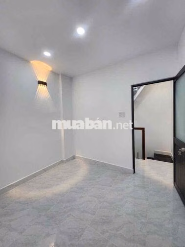 chính chủ bán căn nhà 3 m 6 m hai lầu