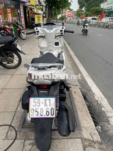 Honda Air Blade 2017 Smartkey Trắng Đã sử dụng