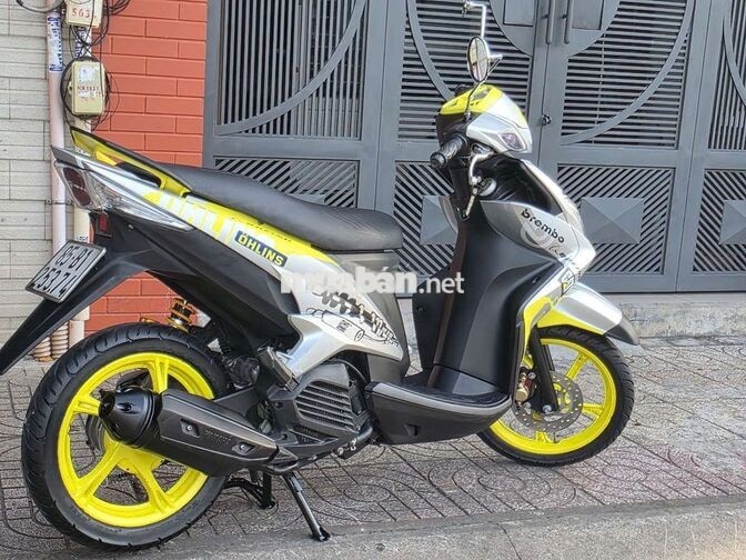 Yamaha Luvias 2014.Phun xăng điện tử.