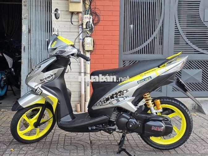 Yamaha Luvias 2014.Phun xăng điện tử.