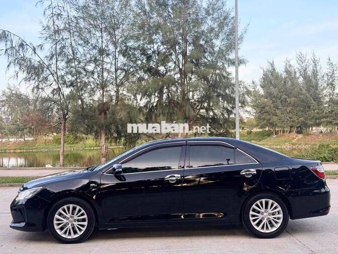 Toyota Camry 2.5G 2016 Đen Da Nappa