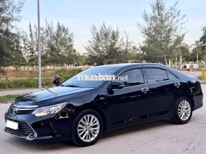 Toyota Camry 2.5G 2016 Đen Da Nappa