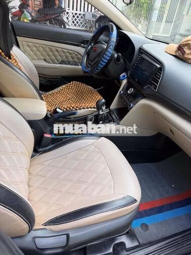 Hyundai Elantra 2019 Số sàn Trắng