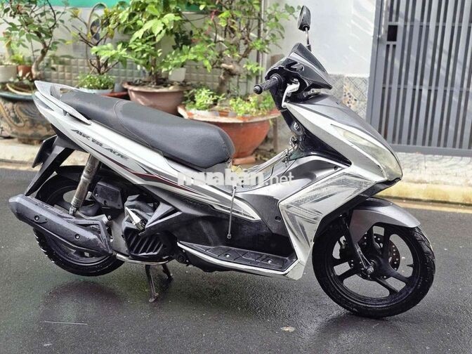 Honda Air Blade 125 2014 Trắng bạc Tốt