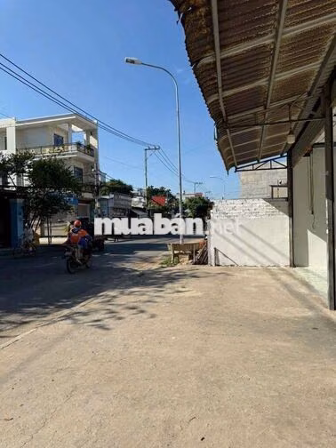 CHO THUÊ KHO 2 MT VI TRÍ ĐẸP GIÁ RẺ 