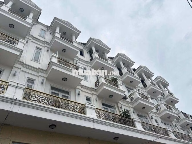 PHÒNG MỚI ĐẦY ĐỦ NỘI THẤT RỘNG THOÁNG SẠCH TRONG KHU DÂN CƯ YÊN TĨNH