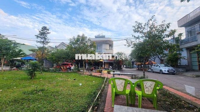 NHÀ BÁN MẶT TIỀN CÔNG VIÊN 508