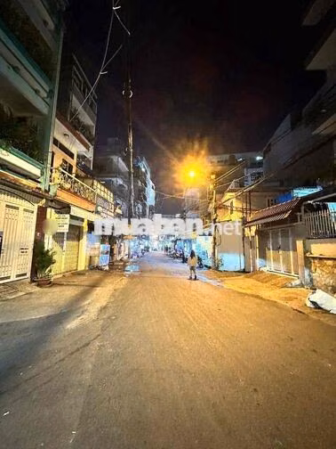 CHO THUÊ NHÀ MẶT TIỀN ĐƯỜNG P5 NGAY ĐHCN4 CHỢ GÒ VẤP VÔ
