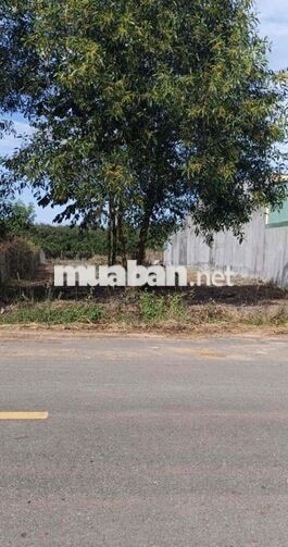 MẶT TIỀN ĐẤT BIỆT THỰ- NGAY TRUNG TÂM HÀNH CHÍNH