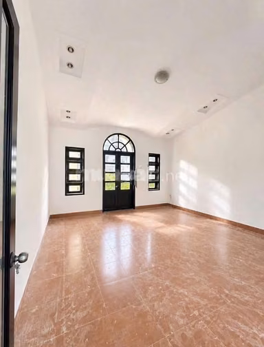 Biệt thự đường số 19E, khu Tên Lửa 10x20m , đối diên CV, giá 35 triệu