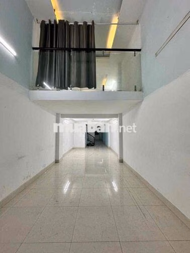 CHO THUÊ NHÀ MẶT TIỀN ĐƯỜNG P5 NGAY ĐHCN4 CHỢ GÒ VẤP VÔ