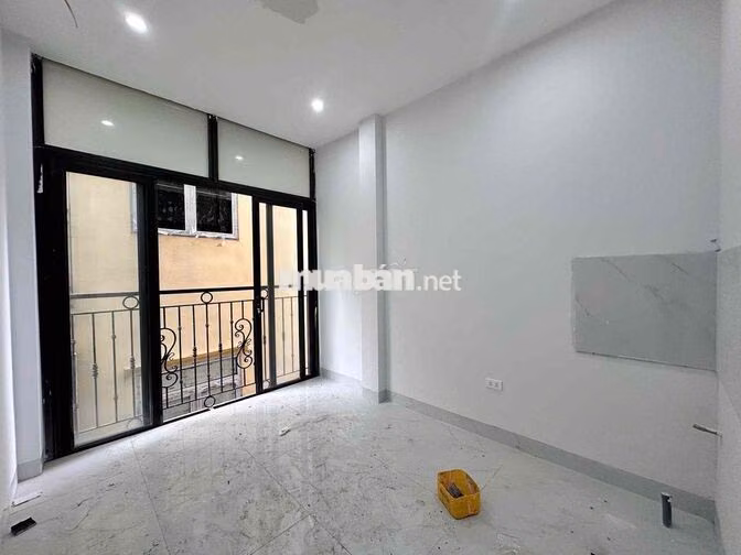 ĐI BỘ ĐH QUỐC GIA - Báo CHÍ XUÂN THUỶ FULL ĐỒ 28/8 VÀO Ở -