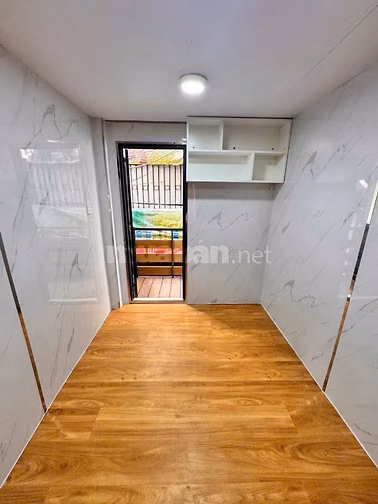 cần bán gấp nhà đẹp 3 lầu giá rẻ - chính chủ