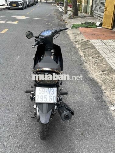 Yamaha Sirius Côn tự động Đen