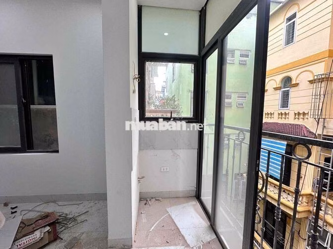 ĐI BỘ ĐH QUỐC GIA - Báo CHÍ XUÂN THUỶ FULL ĐỒ 28/8 VÀO Ở -