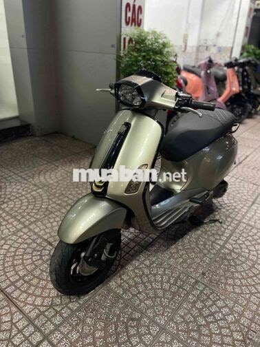Piaggio Sprint iGet ABS 2023 Xám