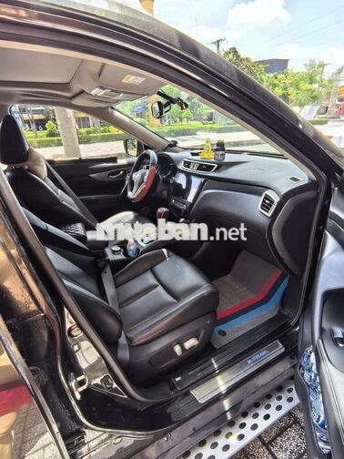Nissan X-Trail 2019 Xanh đen xe gia đình đẹp