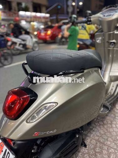 Piaggio Sprint iGet ABS 2023 Xám