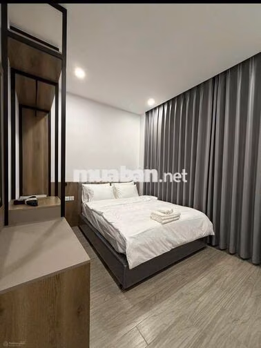 NHÀ 1 TRỆT 2 LẦU 3PN - FULL NỘI THẤT - NGAY TRUNG TÂM QUẬN THỦ ĐỨC