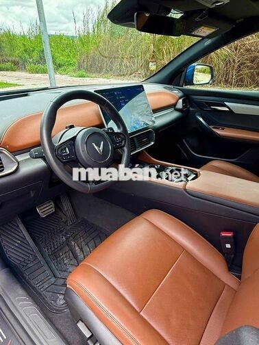 💥VF8 PLUS 2023 ĐI 69.000km-PIN CATL