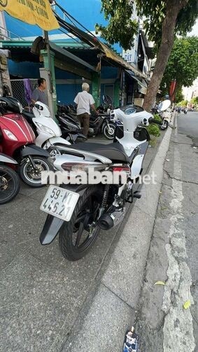 Honda Future mập Fi 2016 Trắng Đã sử dụng