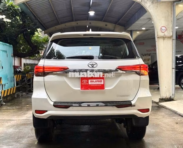 Toyota Fortuner 2.8G 4x4 2018 Trắng 62.147 km