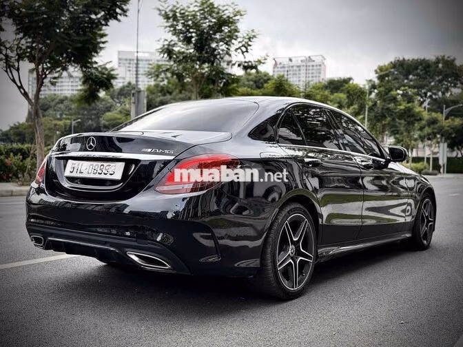 Mercedes-Benz C300 AMG 2020 Đen Tự động 9 cấp