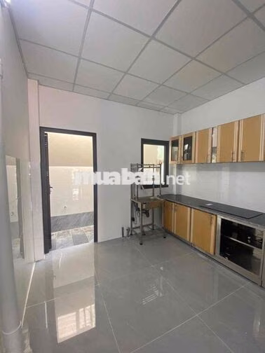 MB MỚI KENG KHU SẦM UẤT PHAN VAN HỚN BÀ ĐIỂM GẦN NGÃ TƯ