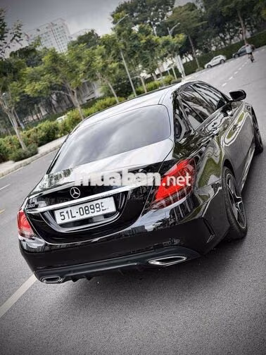 Mercedes-Benz C300 AMG 2020 Đen Tự động 9 cấp