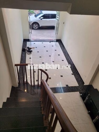 Chính chủ cho thuê nhà 5 tầng, ngõ ô tô, gần ĐH Phenikaa, giá 8tr