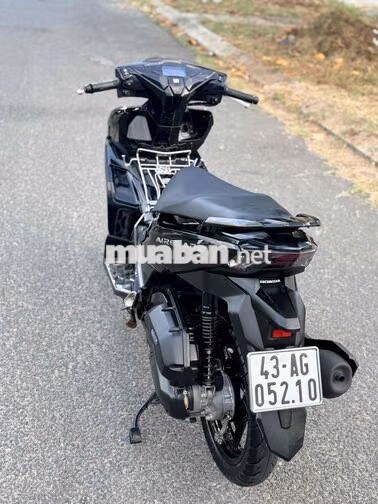 📌AB 4Val đời  2025 Đen bóng 4000 km như mới