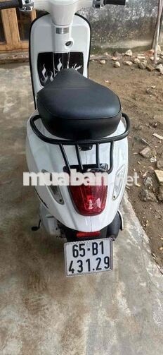 Piaggio Vespa Sprint Trắng