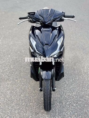 📌AB 4Val đời  2025 Đen bóng 4000 km như mới
