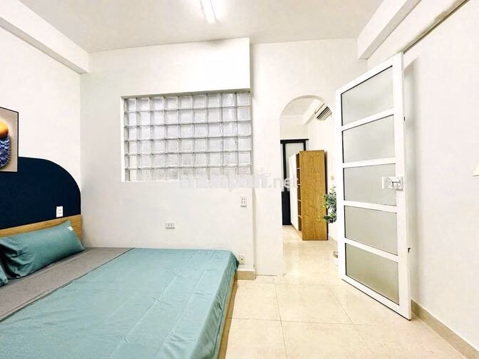2PN FULL NỘI THẤT NGAY NGUYỄN GIA TRÍ GẦN UTH - HUTECH - HỒNG BÀNG