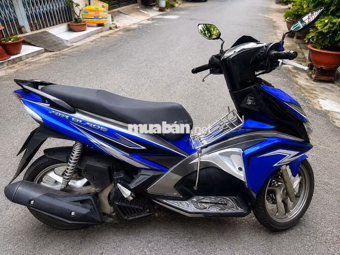 Honda Air Blade 125 Xanh bạc đen 2016
