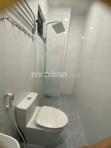 Cho thuê phòng 35m2 đầy đủ tiện ích, lối đi riêng
