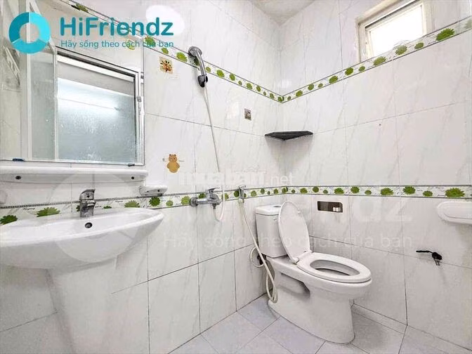 DUPLEX TRẦN ĐÚC - HẦM XE THANG MÁY - NGAY HOÀNG HOA THÁM