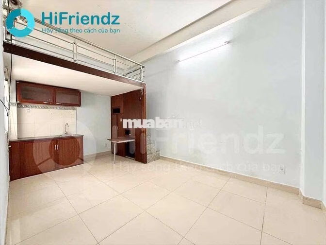 DUPLEX TRẦN ĐÚC - HẦM XE THANG MÁY - NGAY HOÀNG HOA THÁM