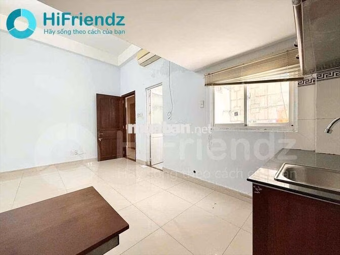 DUPLEX TRẦN ĐÚC - HẦM XE THANG MÁY - NGAY HOÀNG HOA THÁM