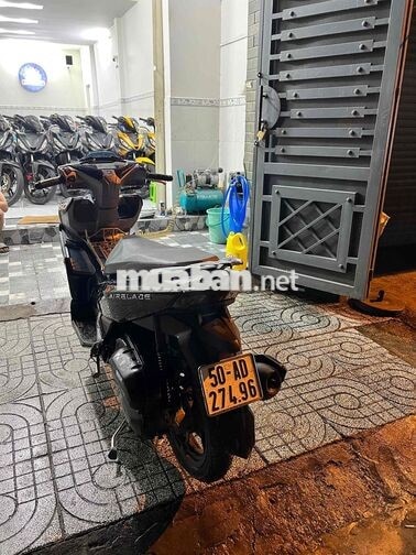 Honda Air Blade 160 ABS  máy zin odo 25.000 km