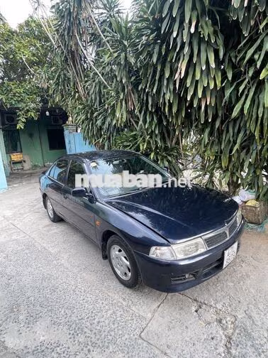 Mitsubishi Lancer 2001 Đen Ghế da